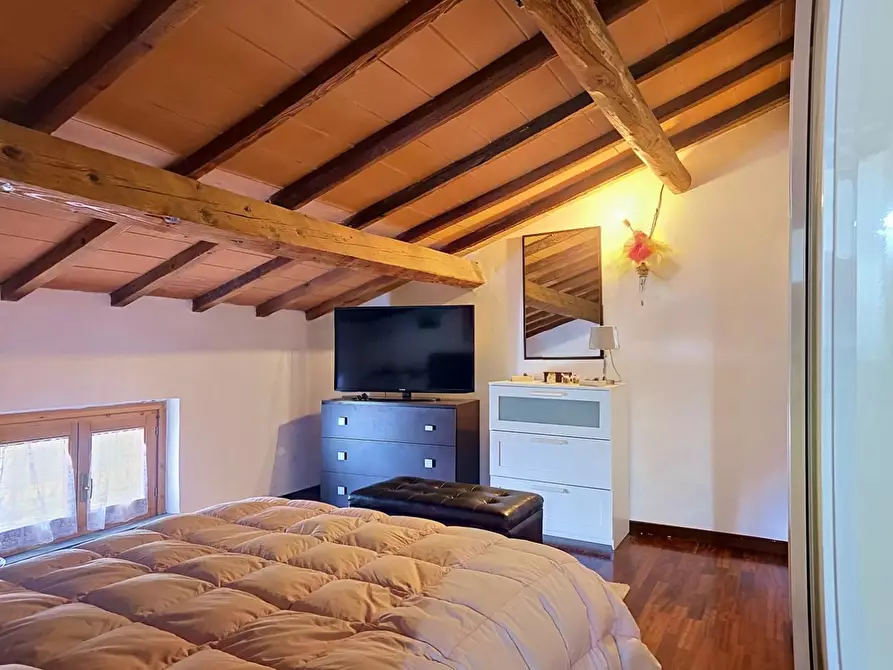Immagine 27 di Casa bifamiliare in vendita  a San Giuliano Terme