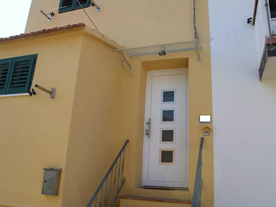 Immagine 1 di Terratetto in vendita  a Crespina Lorenzana