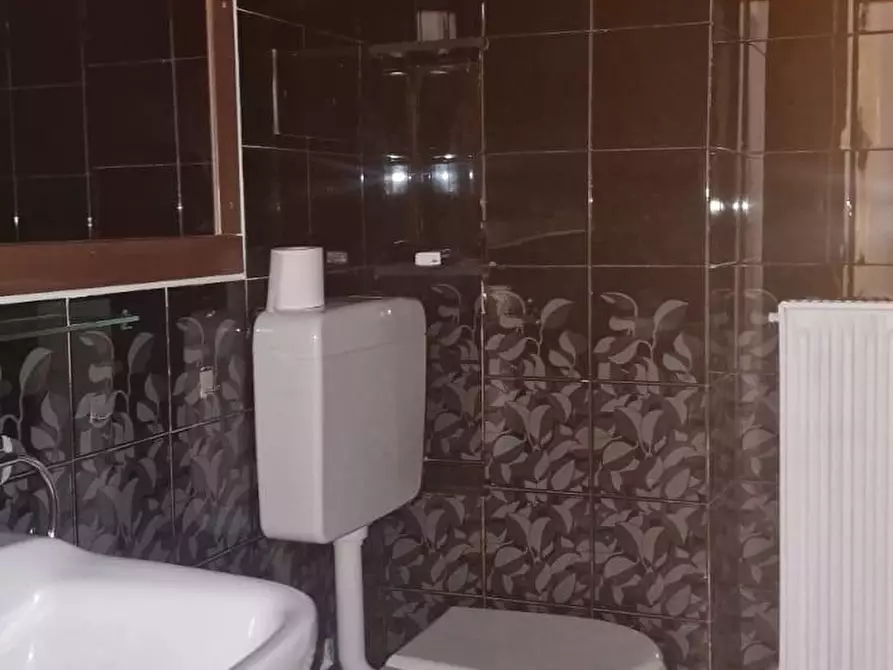 Immagine 35 di Appartamento in vendita  a Chiavari