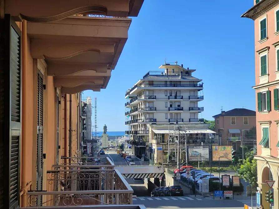 Immagine 1 di Appartamento in vendita  a Chiavari