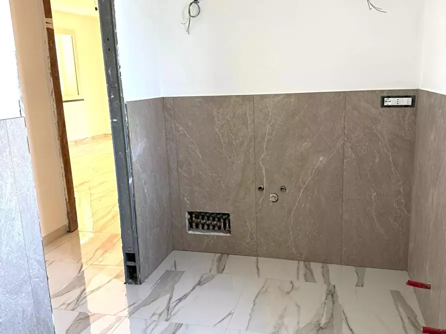 Immagine 18 di Villetta a schiera in vendita  a Lucca