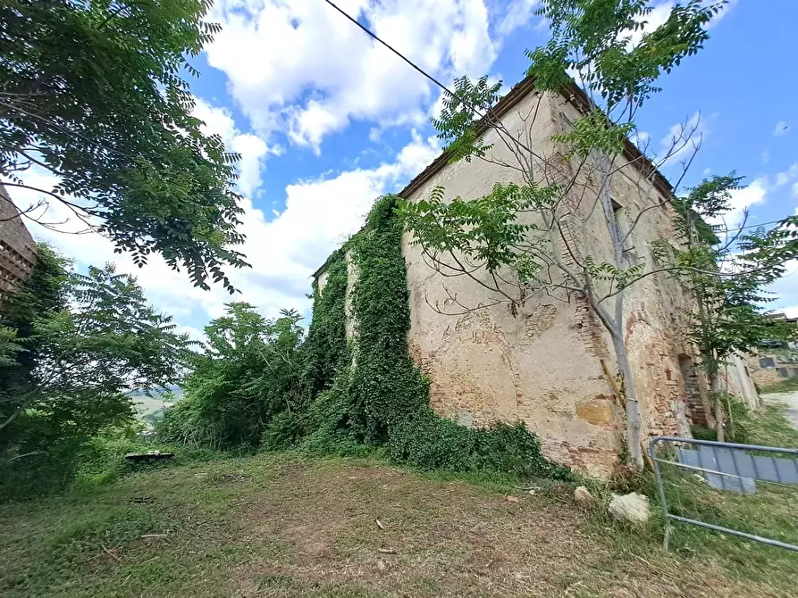 Immagine 5 di Casa colonica in vendita  a Poggibonsi