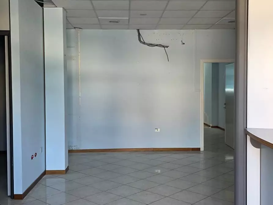 Immagine 13 di Ufficio in vendita  a Santa Croce Sull'arno