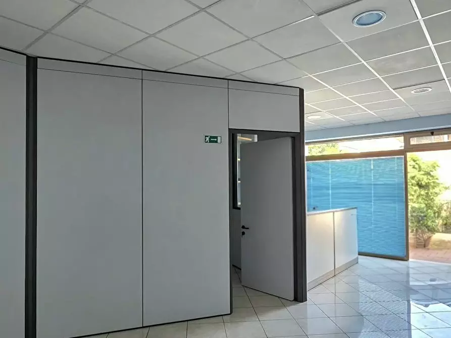 Immagine 7 di Ufficio in vendita  a Santa Croce Sull'arno