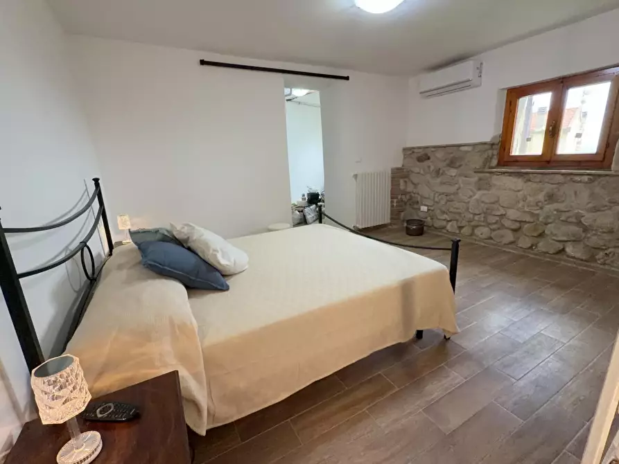Immagine 27 di Appartamento in vendita  a Chianni