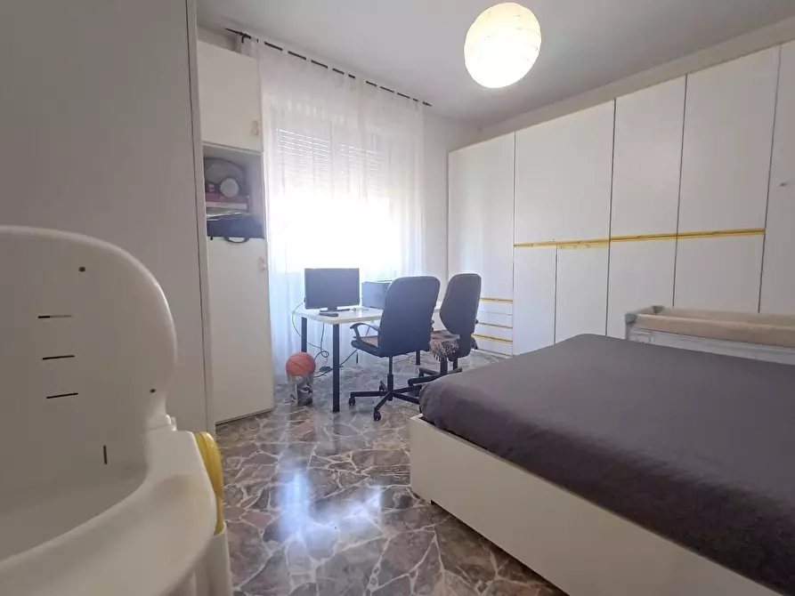 Immagine 35 di Appartamento in vendita  a Siena