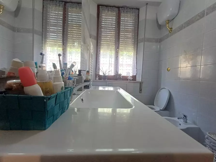 Immagine 27 di Appartamento in vendita  a Siena