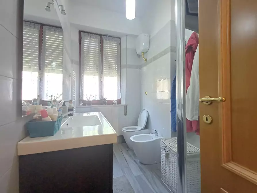 Immagine 30 di Appartamento in vendita  a Siena