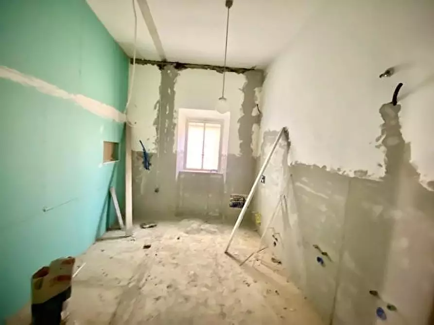Immagine 10 di Appartamento in vendita  a Montecatini Terme