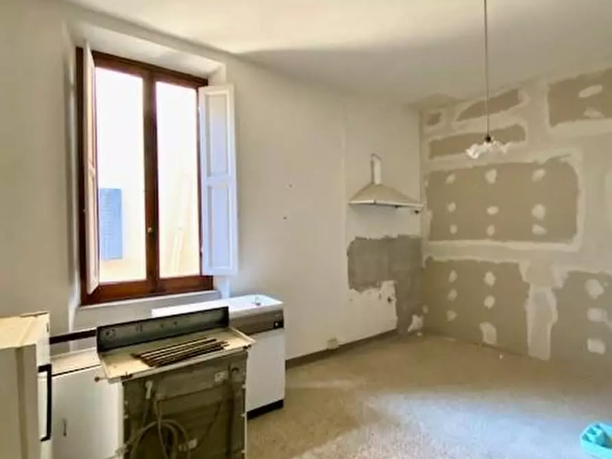 Immagine 8 di Appartamento in vendita  a Montecatini Terme