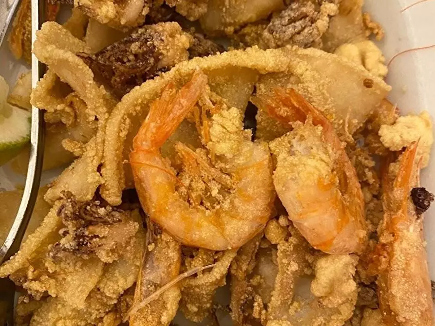 Immagine 6 di Bar / Ristorante in vendita  a Vecchiano