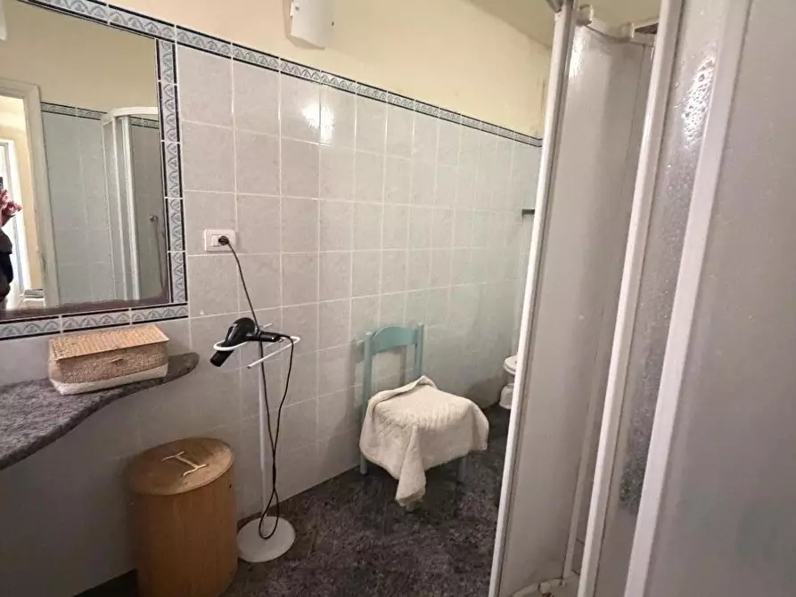 Immagine 8 di Casa bifamiliare in vendita  a Castelnuovo Magra