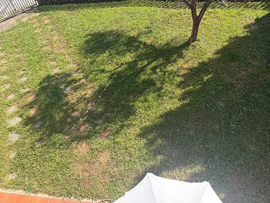 Immagine 1 di Casa bifamiliare in vendita  a Castelnuovo Magra