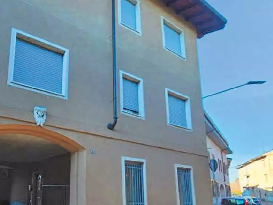 Immagine 8 di Appartamento in vendita  a Pogliano Milanese