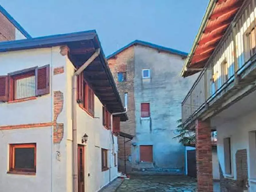 Immagine 1 di Appartamento in vendita  a Pogliano Milanese