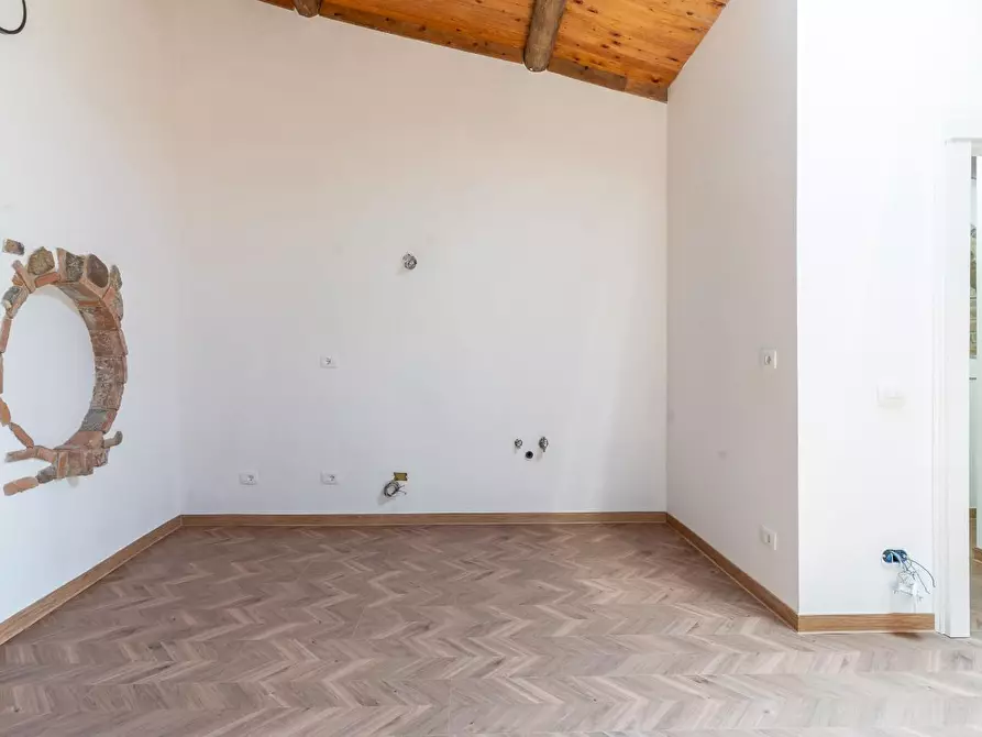 Immagine 9 di Appartamento in vendita  a Castelfiorentino