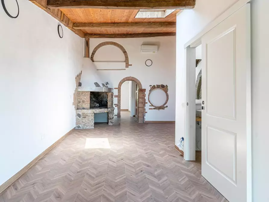 Immagine 12 di Appartamento in vendita  a Castelfiorentino