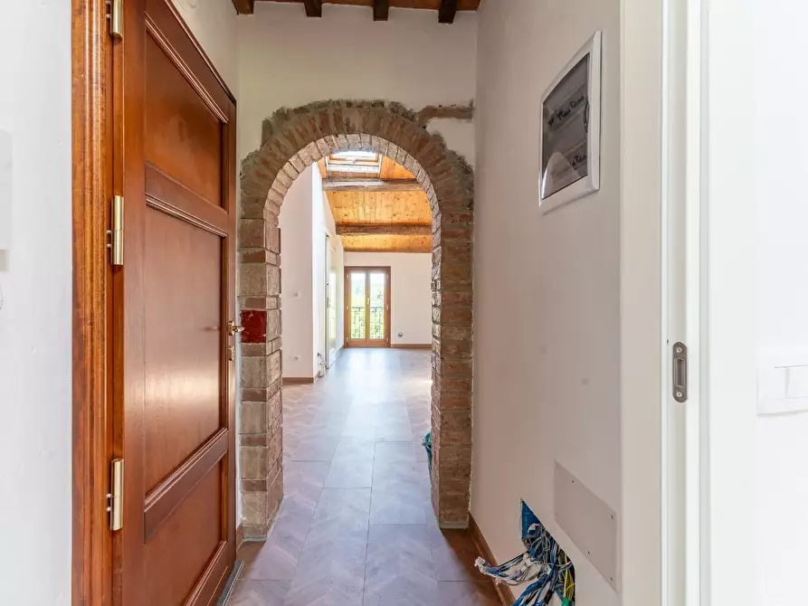 Immagine 17 di Appartamento in vendita  a Castelfiorentino
