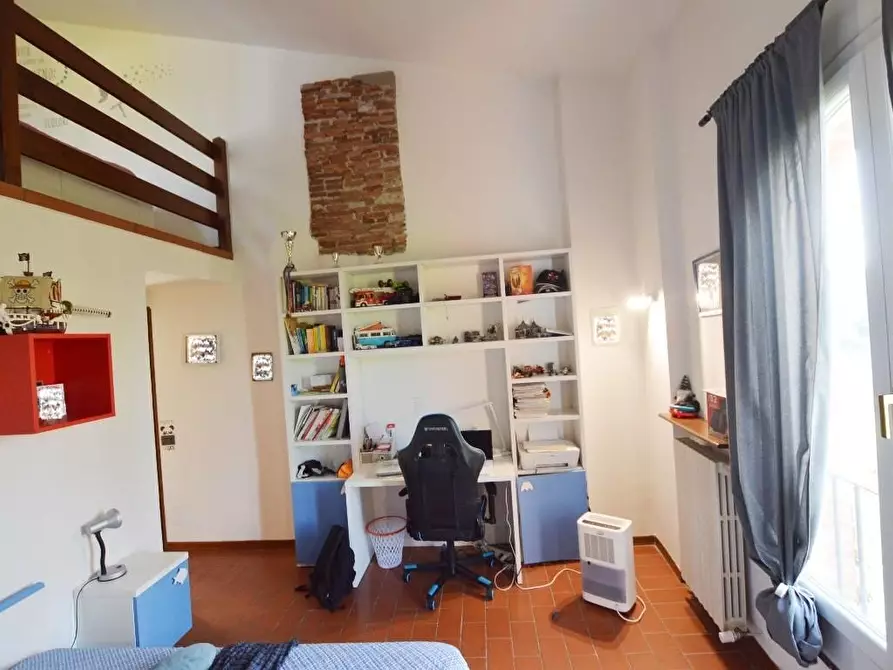 Immagine 20 di Appartamento in vendita  a Lucca