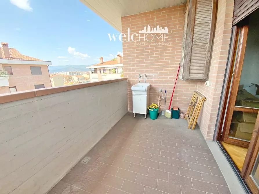 Immagine 19 di Appartamento in vendita  a Prato