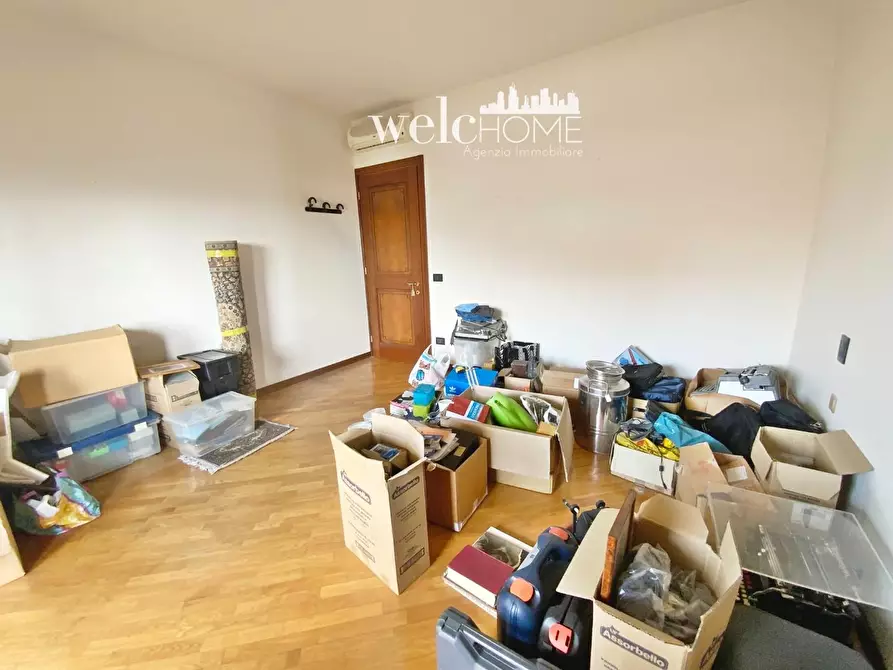 Immagine 11 di Appartamento in vendita  a Prato