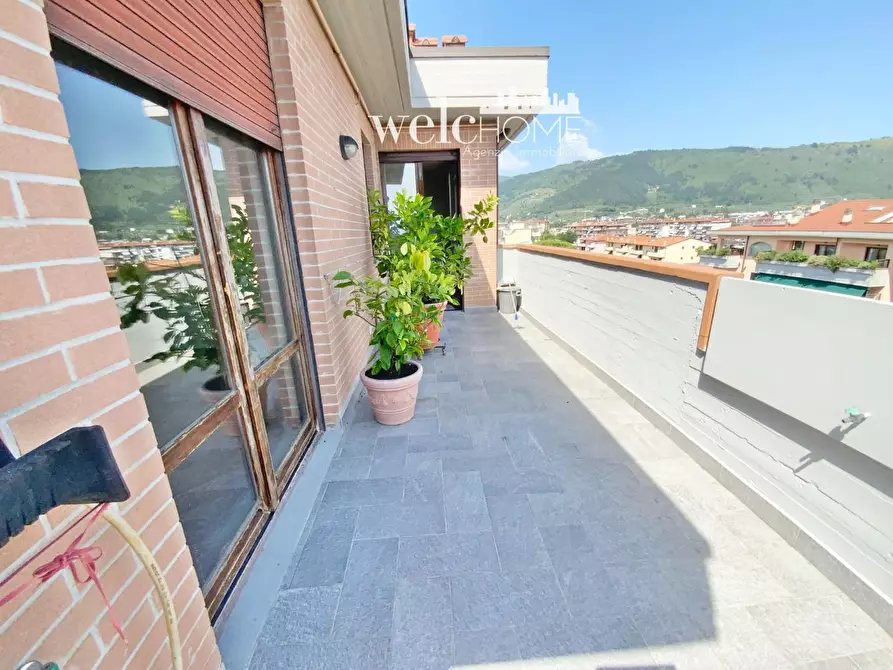 Immagine 40 di Appartamento in vendita  a Prato