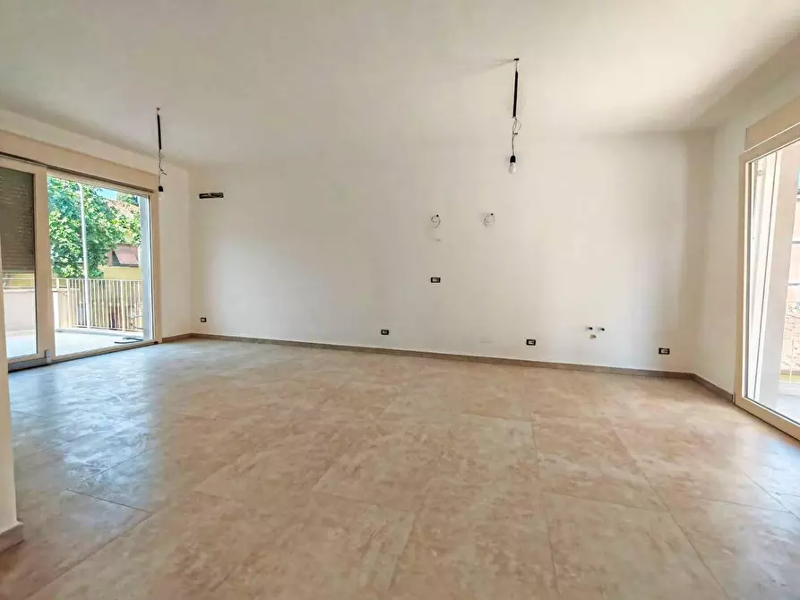Immagine 1 di Appartamento in vendita  a Cascina
