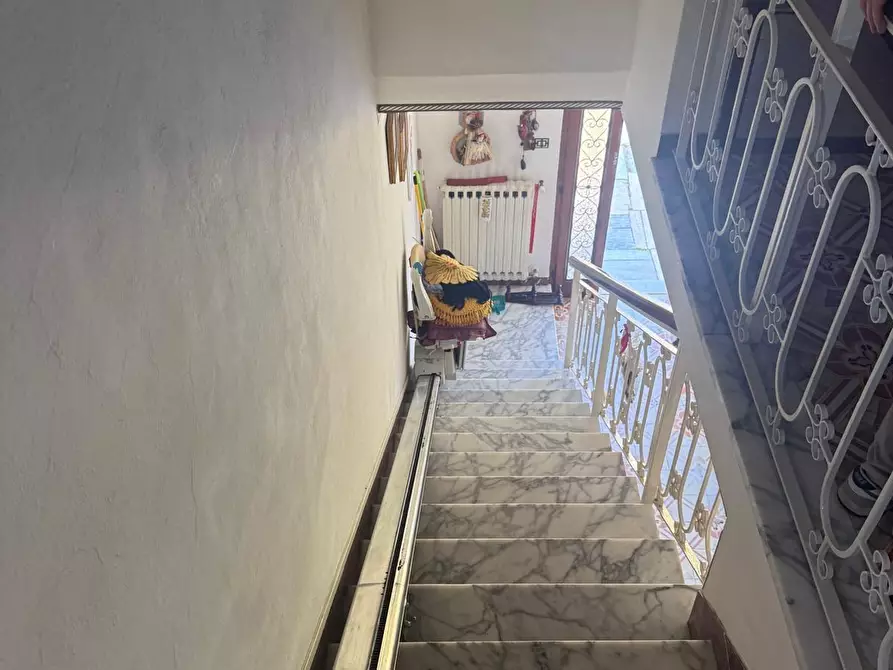 Immagine 14 di Casa indipendente in vendita  a Ortonovo