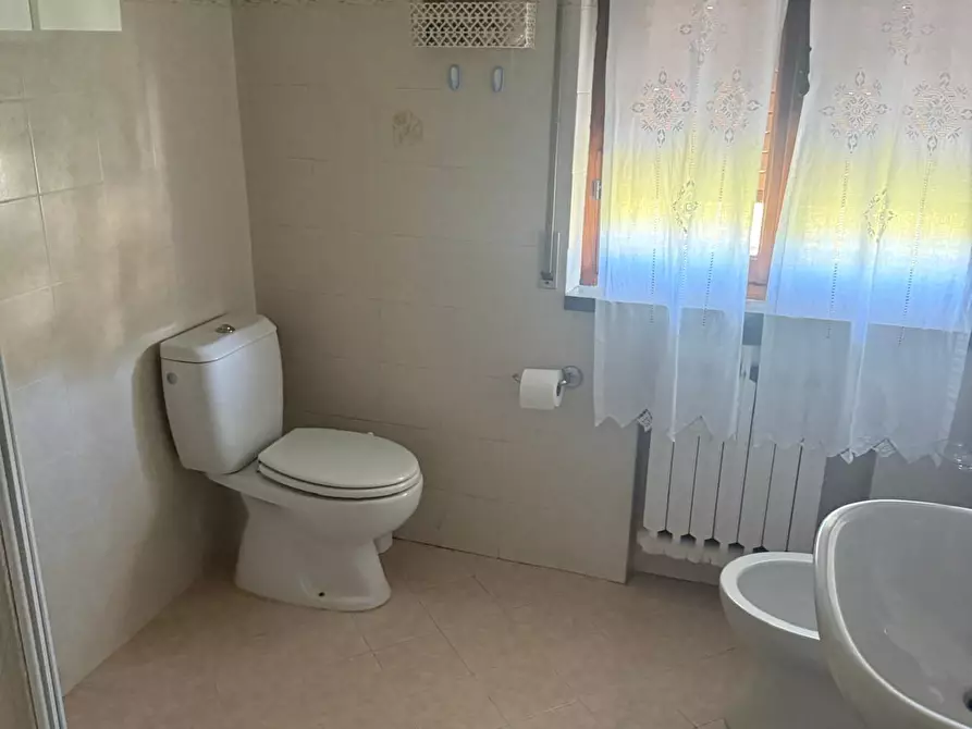 Immagine 11 di Casa indipendente in vendita  a Ortonovo