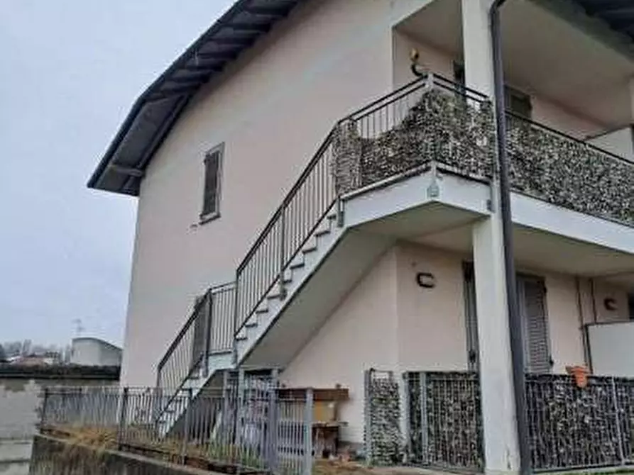 Immagine 1 di Appartamento in vendita  a Marcallo Con Casone