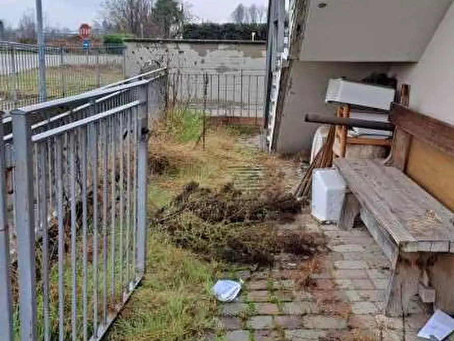 Immagine 3 di Appartamento in vendita  a Marcallo Con Casone