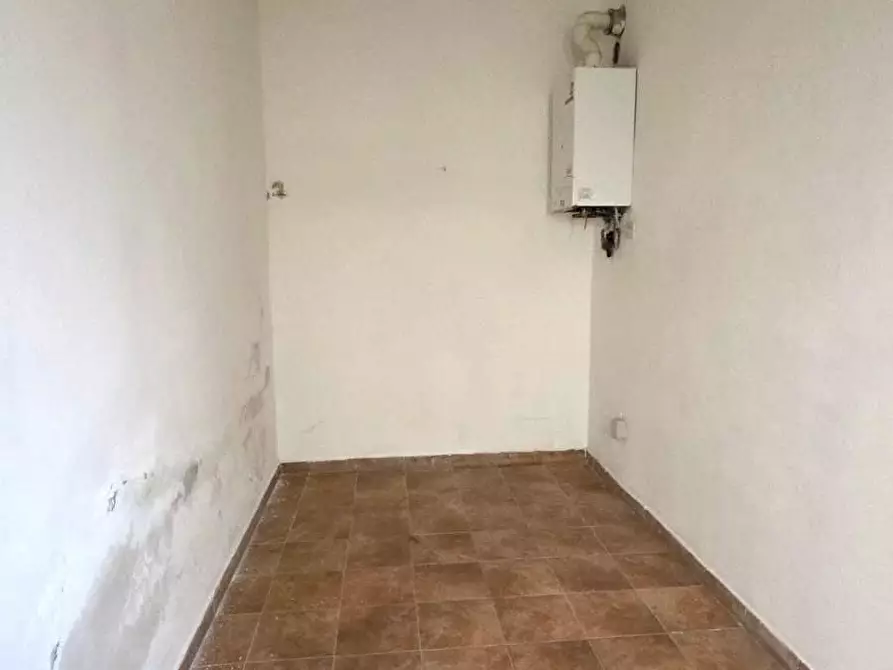 Immagine 10 di Ufficio in affitto  a Santa Croce Sull'arno