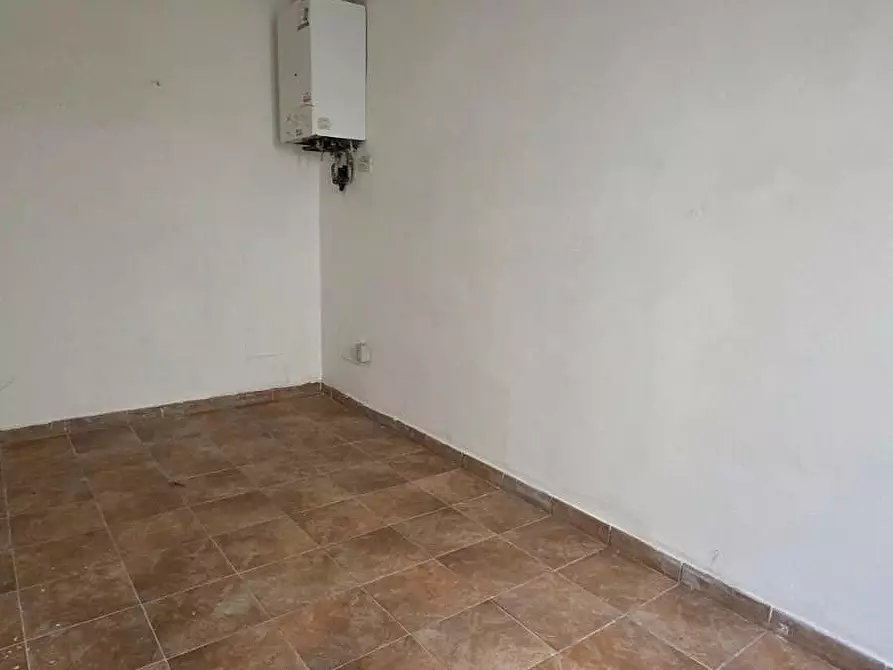 Immagine 11 di Ufficio in affitto  a Santa Croce Sull'arno