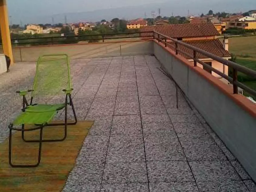 Immagine 9 di Mansarda in vendita  a Agliana