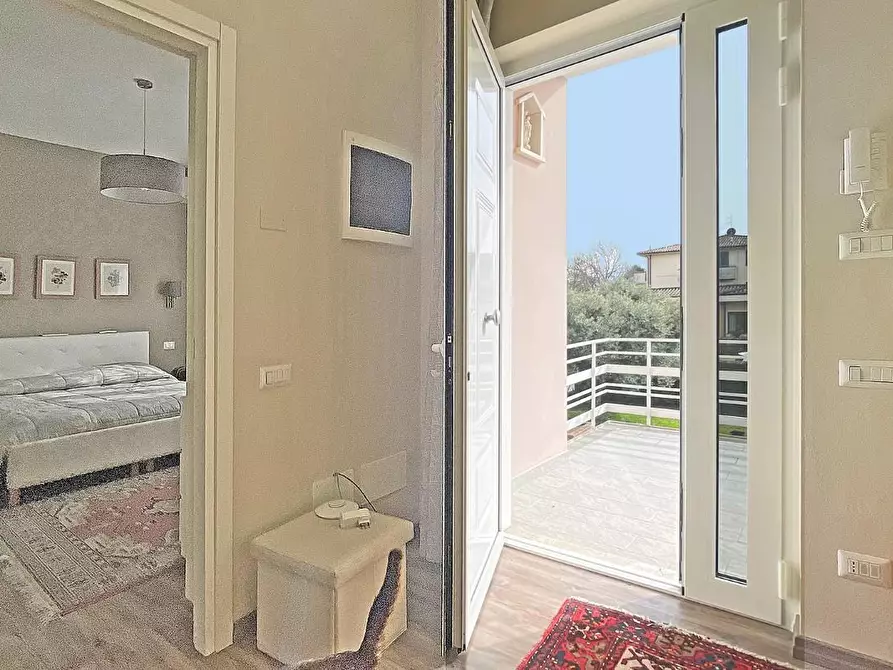 Immagine 52 di Villa in vendita  a Lucca