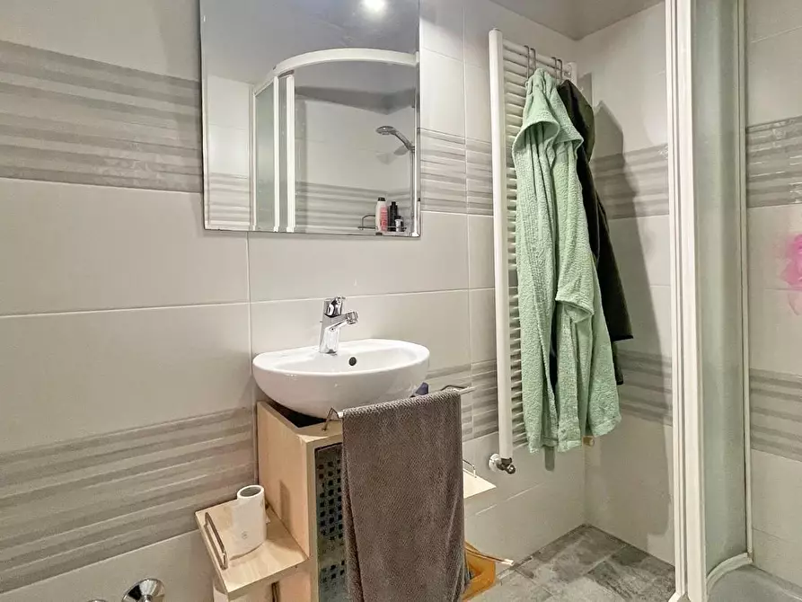 Immagine 23 di Villa in vendita  a Lucca