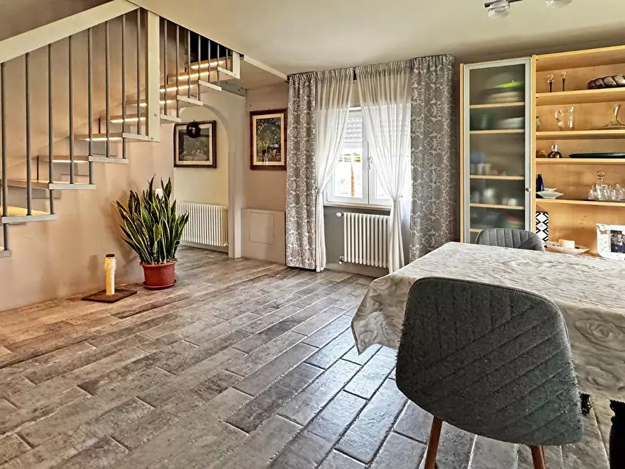 Immagine 16 di Villa in vendita  a Lucca