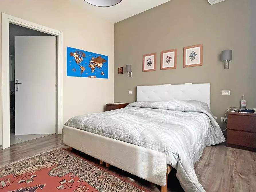 Immagine 46 di Villa in vendita  a Lucca
