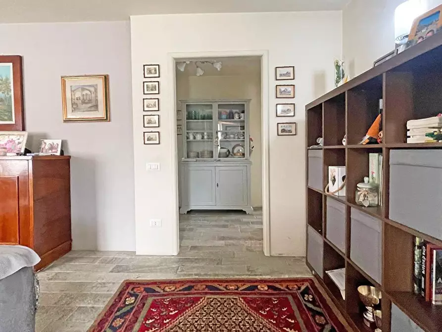 Immagine 6 di Villa in vendita  a Lucca