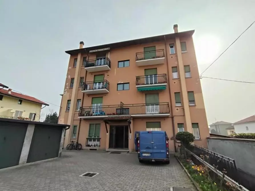 Immagine 1 di Appartamento in vendita  a Arcore