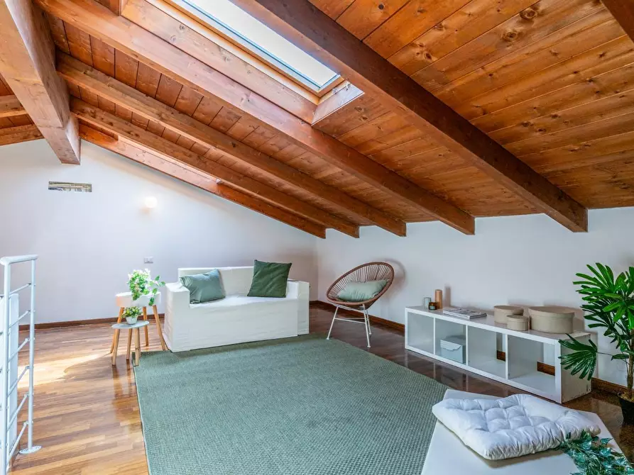 Immagine 39 di Appartamento in vendita  a Cascina