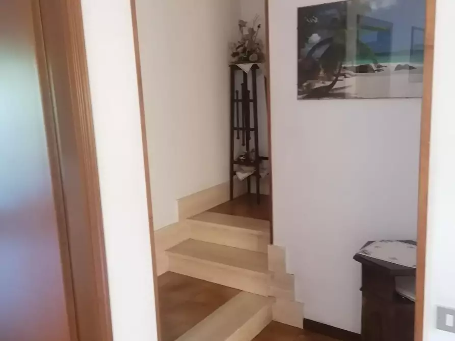 Immagine 13 di Villetta a schiera in vendita  a Poggio A Caiano