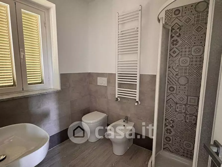Immagine 7 di Appartamento in vendita  a Carrara