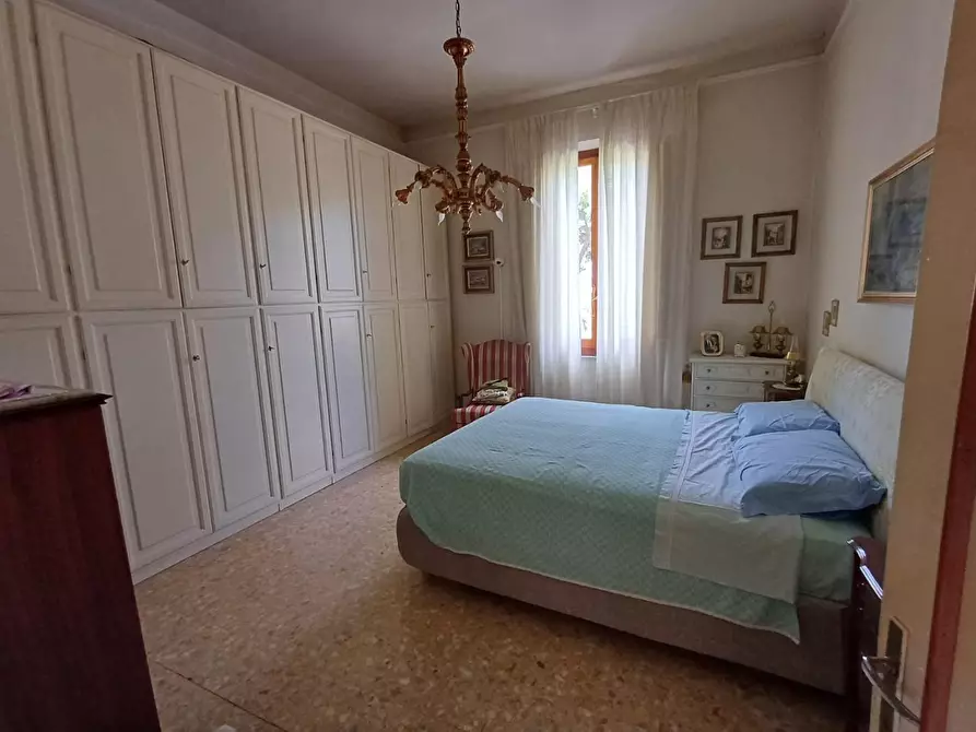 Immagine 10 di Appartamento in vendita  a Empoli