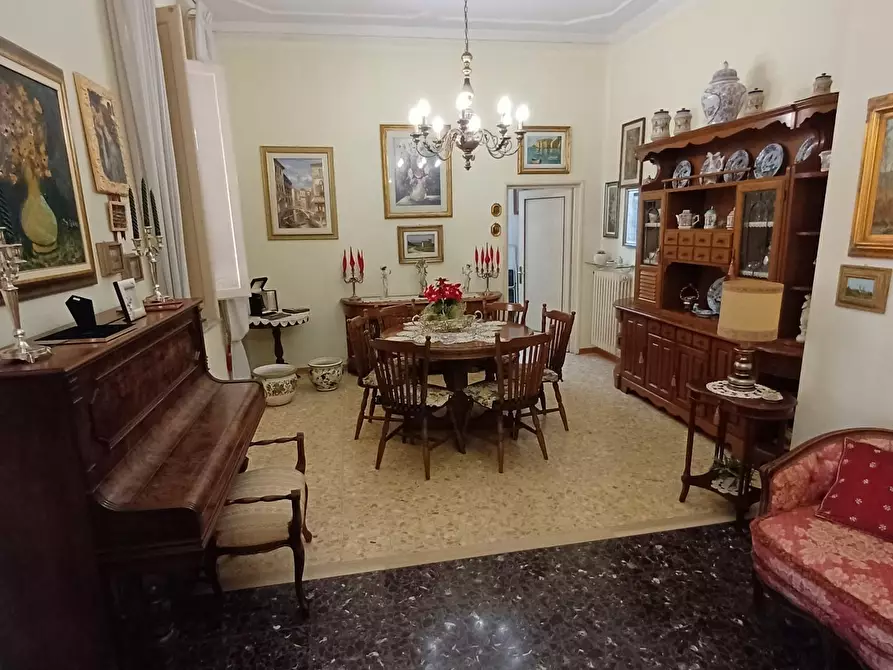 Immagine 7 di Appartamento in vendita  a Empoli