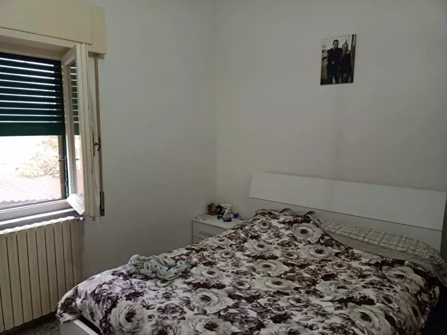 Immagine 8 di Villa in vendita  a Crespina Lorenzana