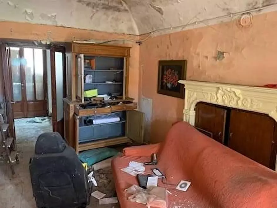 Immagine 2 di Casa indipendente in vendita  a Fontaneto D'agogna