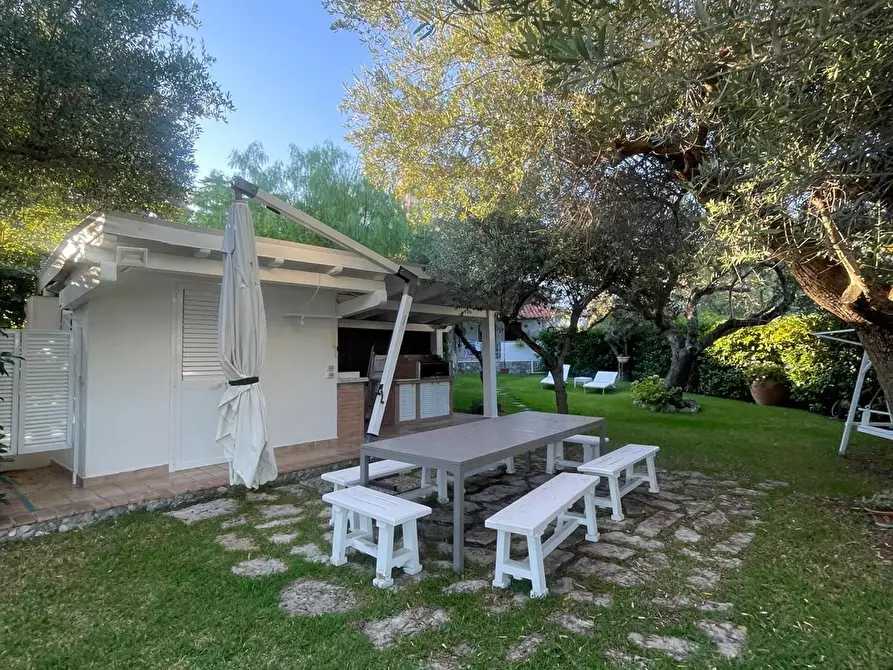 Immagine 37 di Villa in vendita  a San Giovanni A Piro