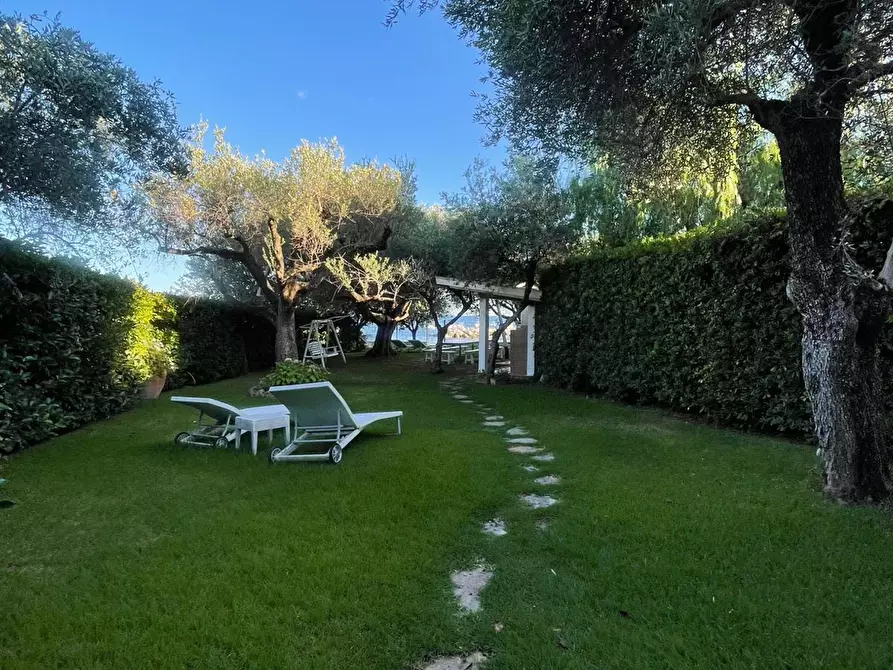 Immagine 47 di Villa in vendita  a San Giovanni A Piro