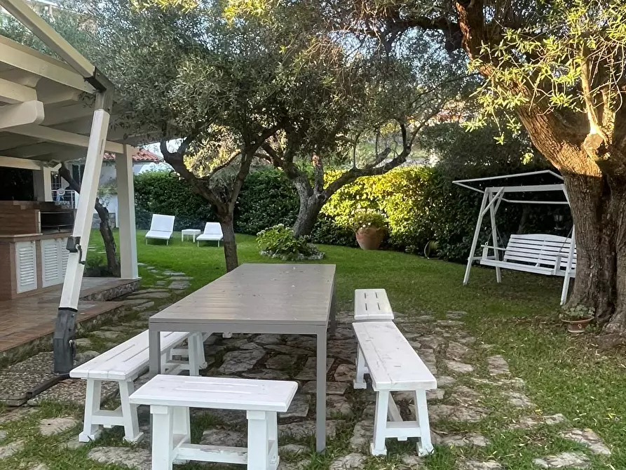 Immagine 9 di Villa in vendita  a San Giovanni A Piro